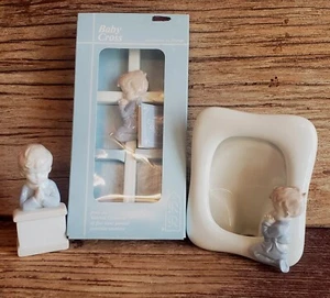 Vintage Porcelain Roman Valencia Baby Boy Praying Figurine Cross Picture Frame - Picture 1 of 12