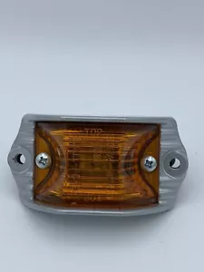 Signal-Stat 1525A ~ Vintage MARKER LIGHT ~ Armored/ Metal ~ SAE PC91 Single Wire - Picture 1 of 5