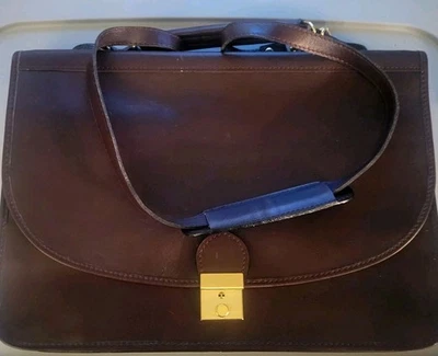 American Tourister Burgundy Briefcase Satchel Shoulder Strap Handles Leather  - Image 1 of 4
