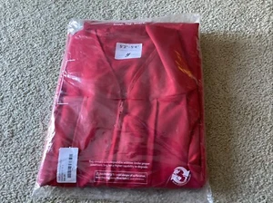 Graduation Gown Red For 5’3 “ -5’4”” - Picture 1 of 8