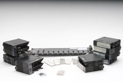 GE Fanuc 90-30 IC693PWR321P 30W Alimentation Électrique W/10-Slot Base & Modules - Photo 1/4