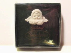 DEPT 56~Snowbabies Friendship Pin Celebrating 1997~#68849 VTG-NEW - Picture 1 of 6