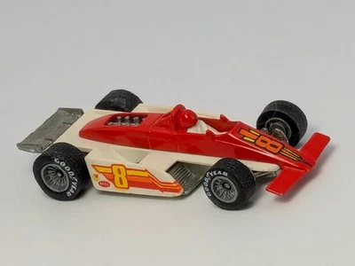 Винтажный Hot Wheels Real Riders красный/белый THUNDERSTREAK Formula 1 с серой ступицей - Изображение 1 из 4