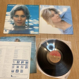 Olivia Newton John - Come On Over - Japan Vinyl - EMS-80490 z010 - Picture 1 of 11