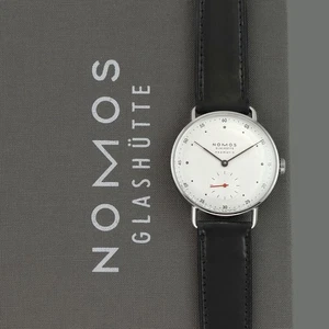 Nomos Glashutte Metro Neomatik 35 mm 1106 - Imagen 1 de 9