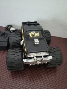 Camión de radiocontrol Remco Stompers 1984 mando a distancia Bigfoot Cord - Imagen 1 de 7
