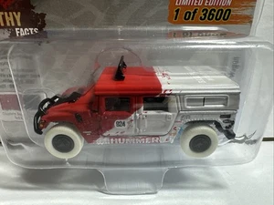 2018 Johnny Lightning White Lightning Off Road Mijo Exclusive Hummer H1 Wagon - Picture 1 of 5