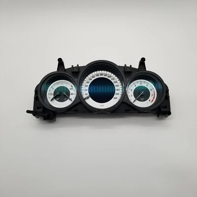 Cuadro velocímetro instrumento Mercedes C300 C250 12-14 2049004309 OEM 78 K MILLAS Foto 1 de 4
