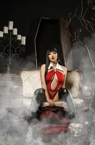 VENGEANCE OF VAMPIRELLA #23 CVR F 1:20 COSPLAY VIRGIN VARIANT DYNAMITE 102721 - Picture 1 of 1