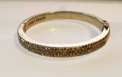 Brazalete Brazalete Marca Lucky Tono Dorado* Foto 1 de 4