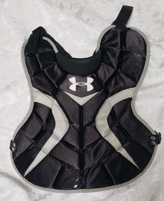 安德玛捕手胸部保护 UAGCP- JR — 第 1/4 张图片