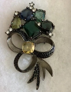 Big Avon Statement Bow Brooch Pin Chunky Green Crystals Black Pave Gunmetal 4” - Picture 1 of 5