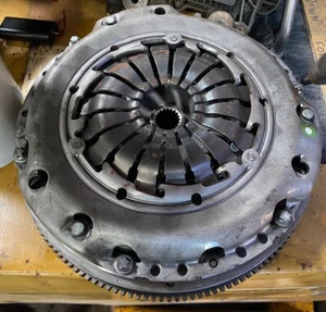 Vauxhall Astra 1.7 CDTI LUK Duel mass Flywheel + Clutch (only 3000 miles) - Picture 1 of 1