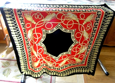 De Colección Bufanda Grande 34" Cuadrado Negro Rojo Dorado Italia Poliéster Foto 1 de 4