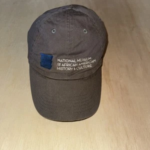 Gorra de béisbol del Museo Nacional de Historia y Cultura Afroamericana - Imagen 1 de 4