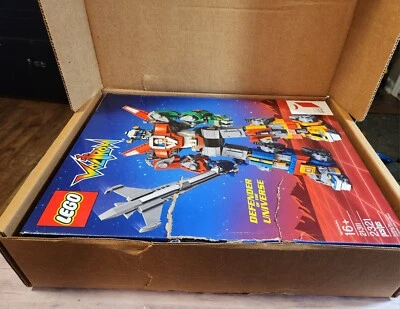 Lego Ideas 21311 New Voltron Building Set - Everything Sealed w/ Box Damage - Image 1 of 4