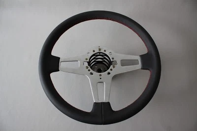 VW SCIROCCO SPUCKNAPF LENKRAD LEDERLENKRAD NEU BEZIEHEN LANGENHAGEN - Bild 1 von 4