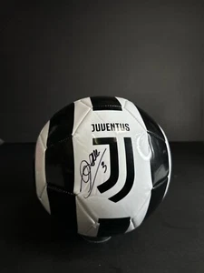 Giorgio Chiellini Signed Juventus Soccer Ball PSA AM90362 - Picture 1 of 2