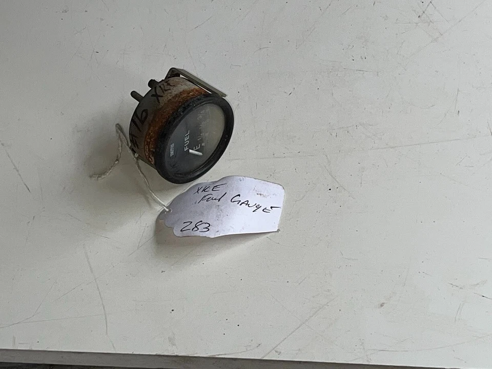 Jaguar XKE Fuel Gauge Vintage - Image 1 of 1