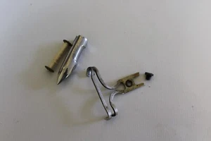 SINGER Hand Crank Shuttle & Bobbin from m/c 15652436 1898 sewing machine - Picture 1 of 4