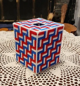 Ready to Ship. Plastic Canvas Patriotic Weave Tissue Box Cover (Hand Made) - Picture 1 of 3