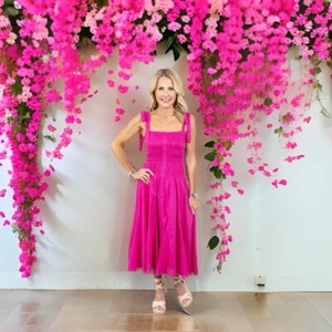 AVARA FATE Pink Ellie Dress, Size Large. NWT - Picture 1 of 14