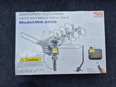 PBD WA2608 Digital Amplified Outdoor HDTV Antenna W/ Mounting Pole & 40FT RG6 - Image 1 of 4