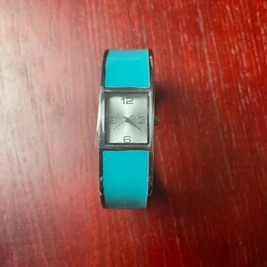 Chico's Uhr Damen silberfarben blau Emaille Armreif Manschette braucht Batterie nicht getestet - Bild 1 von 9