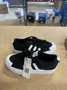 adidas Originals Women's Nizza Platform Sneakers size 9 NWOB (home) - Picture 1 of 5