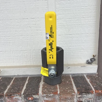 Шаровой клапан Apollo 73A‐108‐01 из углеродистой стали FNPT 2 дюйма - Изображение 1 из 4