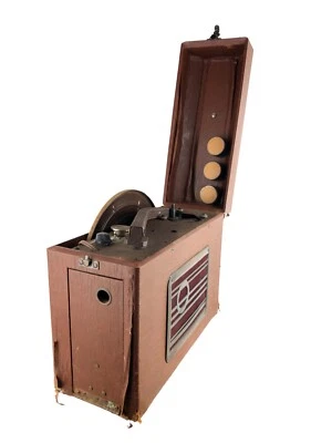 Illustravox Standard Film Projector Record Player Magnavox 1940s Untested As Is - Image 1 of 4
