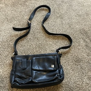 VTG Wilsons Leather Crossbody Shoulder Bag Navy Blue Front Pockets Back Wallet - Picture 1 of 5