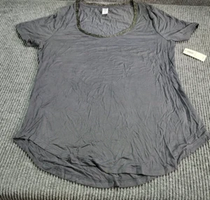 Old Navy Luxe Woman Blouse Medium S-S Round neck Stretch Casual Summer comfort - Picture 1 of 11