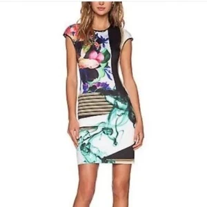 Clover Canyon Liquid Jade Cap-Sleeve Scuba Neoprene Dress size S NWT - Picture 1 of 12
