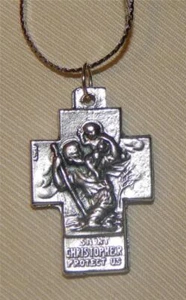 Hermoso Collar Colgante Cruz San Cristóbal Jesús María José Sagrada Familia - Imagen 1 de 1