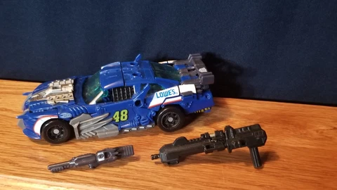TRANSFORMERS DOTM NASCAR TOPSPIN DARK OF THE MOON DELUXE CLASS LOWES 48 Cover