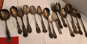 Lote Mixto de 15 CUCHARAS DE AZÚCAR Plato Plata Antiguo ORNATADO De Colección - Imagen 1 de 5
