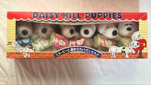 Peanuts Snoopy Daisy Hill Puppies Plush Gift Set – 6 Siblings Collection - Picture 1 of 6