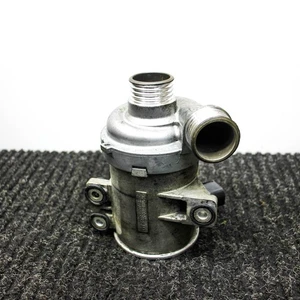Bomba de agua BMW X3 F25 2013 7604027 2,0 gasolina 180 kW 31293574 - Imagen 1 de 9