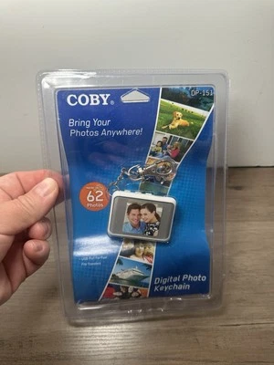 COBY Digital Photo Keychain DP151 Blue Holds 60 Color Display 1.5" 4 Hrs Viewing - Image 1 of 4