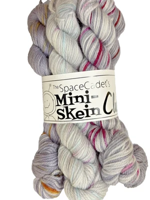 Juego de 5 mini madejas Space Cadet - ¡grandes grises! En línea Ester - 100 gramos en total Foto 1 de 4