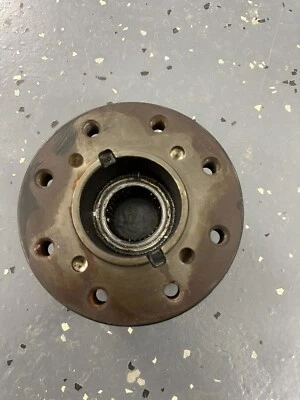 Sierra Silverado 2500HD 3500HD 2020-24 GMC accionamiento diferencial piñón engranaje yugo Foto 1 de 3