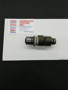 Yamaha N.O.S Camshaft Ytm225 5n0-12171-10-00 - Picture 1 of 7