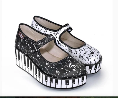 Chocolaticas Multicolored OP Art Pattern Women's Slip-On Shoes Size 10 - Image 1 of 4