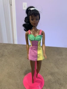Barbie clone afroamericano Lucky Industries 1994 vintage - Foto 1 di 4