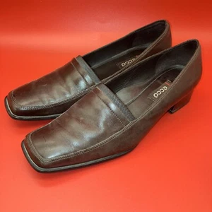 Mocasines Ecco para mujer de cuero marrón talla (8) 38 con tacón ancho punta cuadrada - Imagen 1 de 11