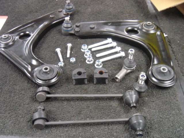 FORD KA BRACCIO OSCILLANTE INFERIORE RACCORDO BULLONE ANTIROLLIO BARRA COLLEGAMENTO BOCCOLA PISTA ASTA ESTREMITÀ - Immagine 1 di 1