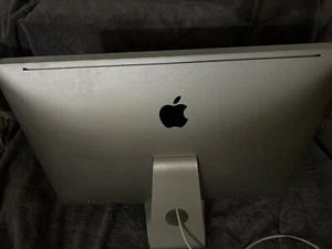 iMac 27 Inches   3.2 GHz Intel Core i3   4gb Ram - Picture 1 of 3