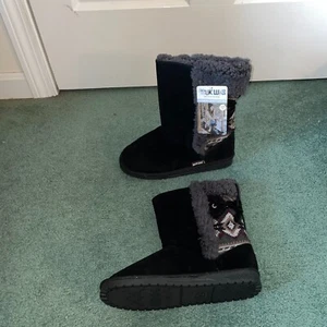 NWOB MUK LUKS Women's Missy Boots Fashion Black Fairisle Size 10 - Picture 1 of 11