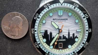 Spinnaker Hass Islander Limited Edition Automatic Diver 300M #77/100 w/ Box - Image 1 of 4